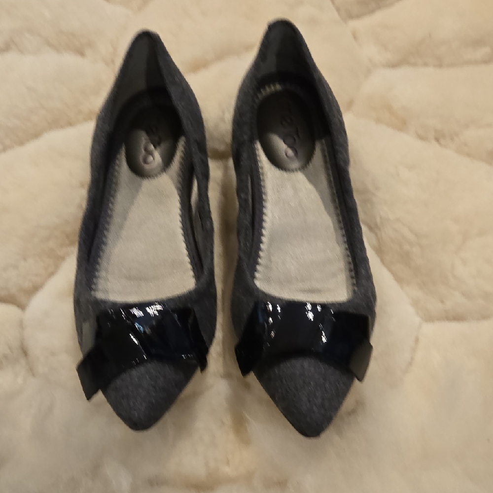 Me Too Gray Flats with Black Patent Bow